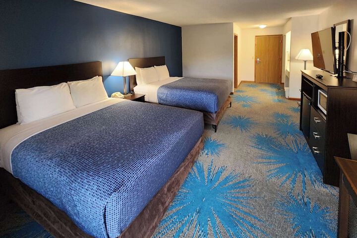 Manistique Michigan Hotel Rooms