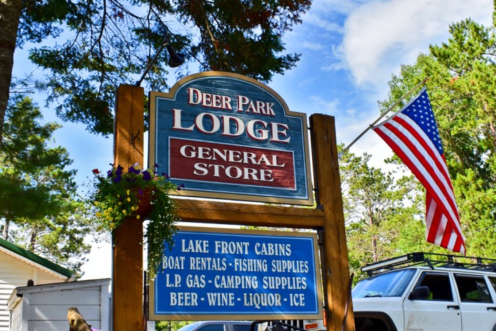 Deer Park Lodge